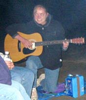 4bchdguitar.jpg (11527 bytes)