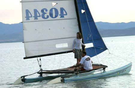 BI-STANDx.JPG (28441 bytes)