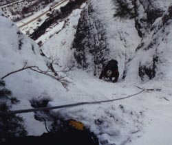 bveilcclmb.jpg (19134 bytes)