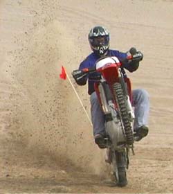 dunesmkwhliex.jpg (15617 bytes)