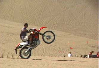 dunesshwhl3x.jpg (14778 bytes)