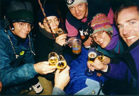 hell5.jpg (73456 bytes)