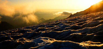 rainsunset.jpg (23966 bytes)