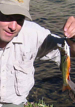 uints1fish.jpg (32284 bytes)